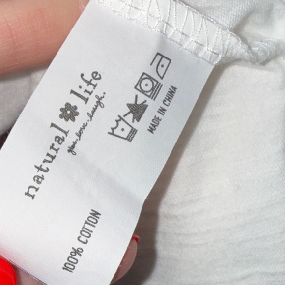 NATURAL LIFE White 'Follow the Sun' Graphic Long Sleeve Tee - Picture 4 of 4